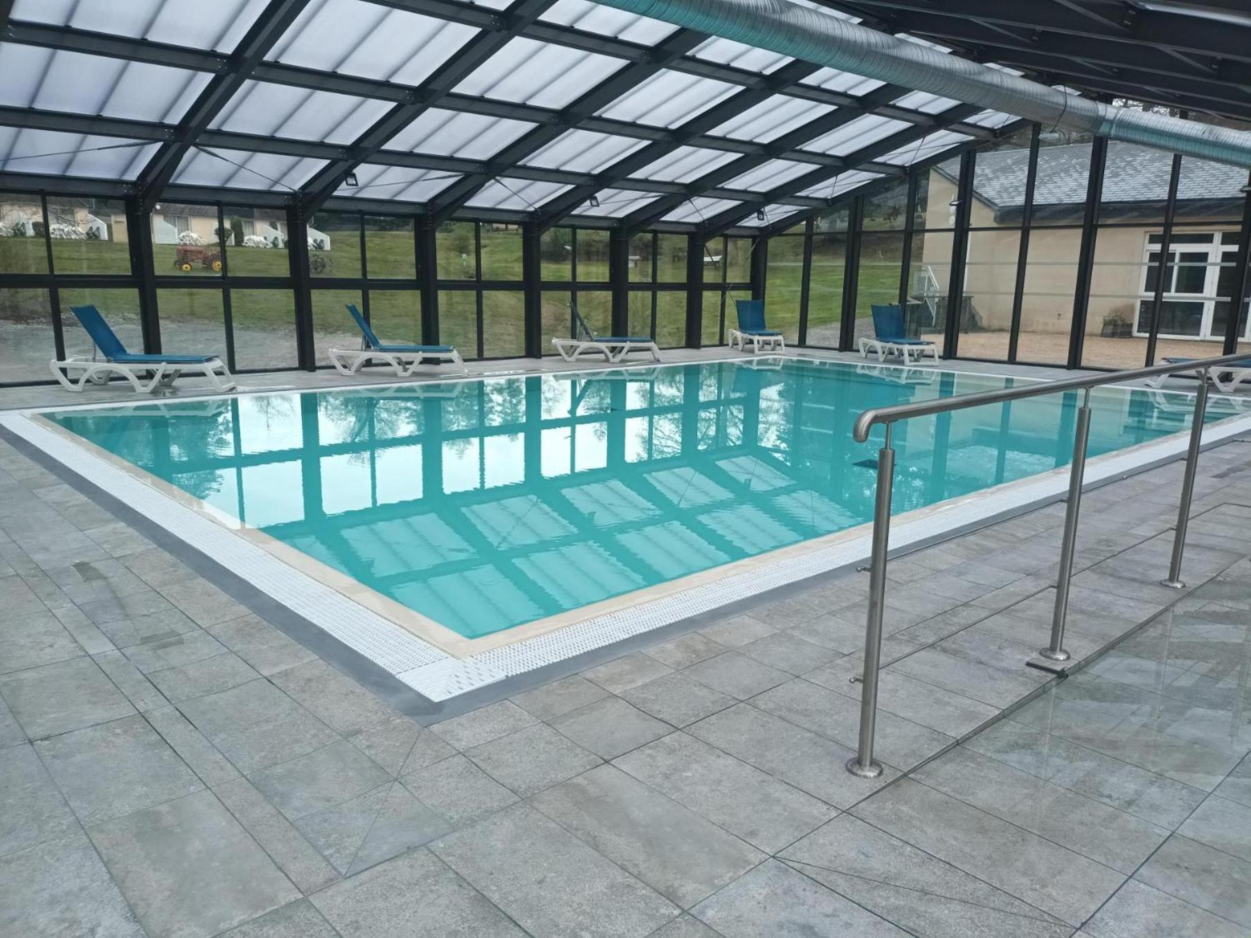 Vvf Correze Pays D'Eygurande Hotel Buitenkant foto